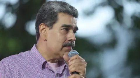 Maduro Open to Talks Amid Escalating U.S. Pressure