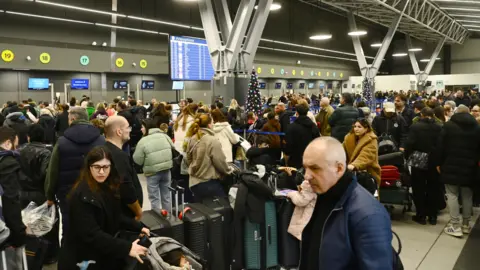 Greece Airspace Crisis Leaves Thousands Stranded Across Europe