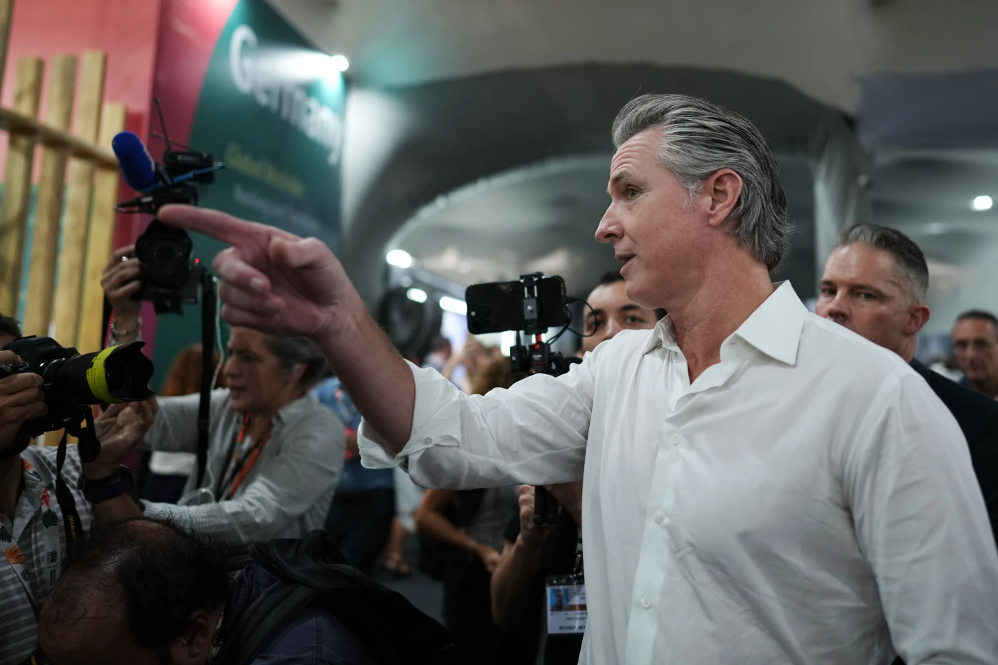 California Governor Gavin Newsom Critiques Congressional Shutdown Deal