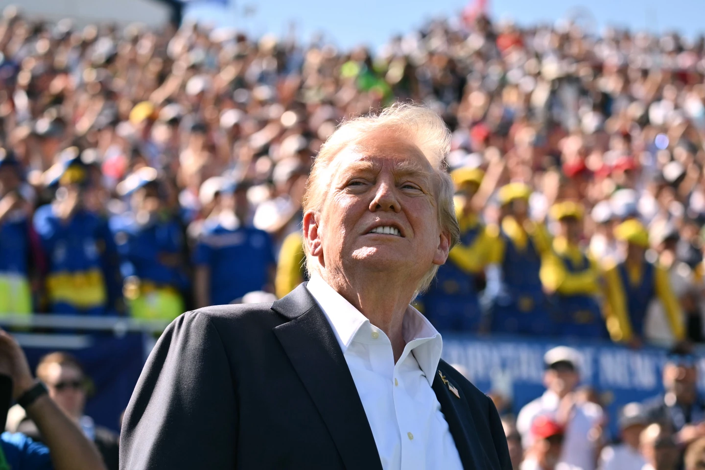 Tensions Rise as Trump Confronts Democratic Leaders Over Potential Government Shutdown