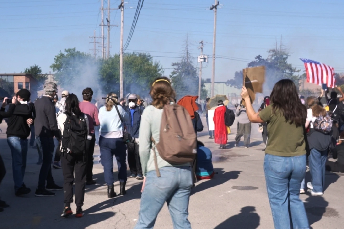 Federal Agents Clash with Protesters During Immigration Enforcement Demonstration in Broadview