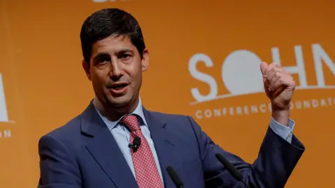 Trump Nominates Kevin Warsh as Chairman of the Federal Reserve
