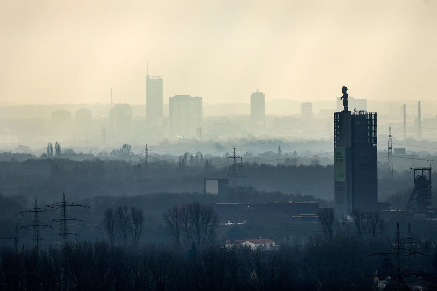 Tracking Soot Pollution with AI and Satellites: Al Gore's Initiative
