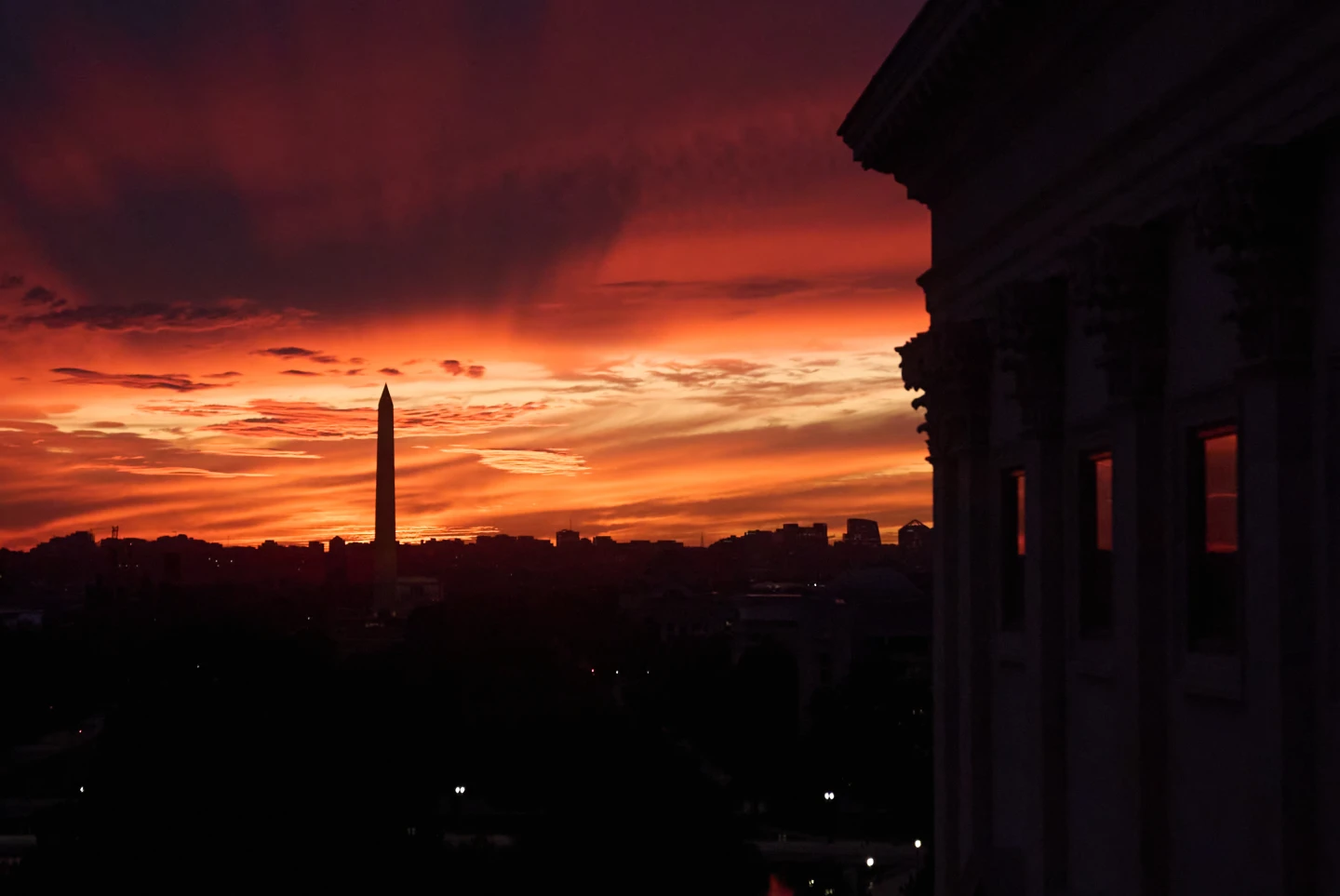 Government Shutdown Sparks Economic Uncertainty in the U.S.