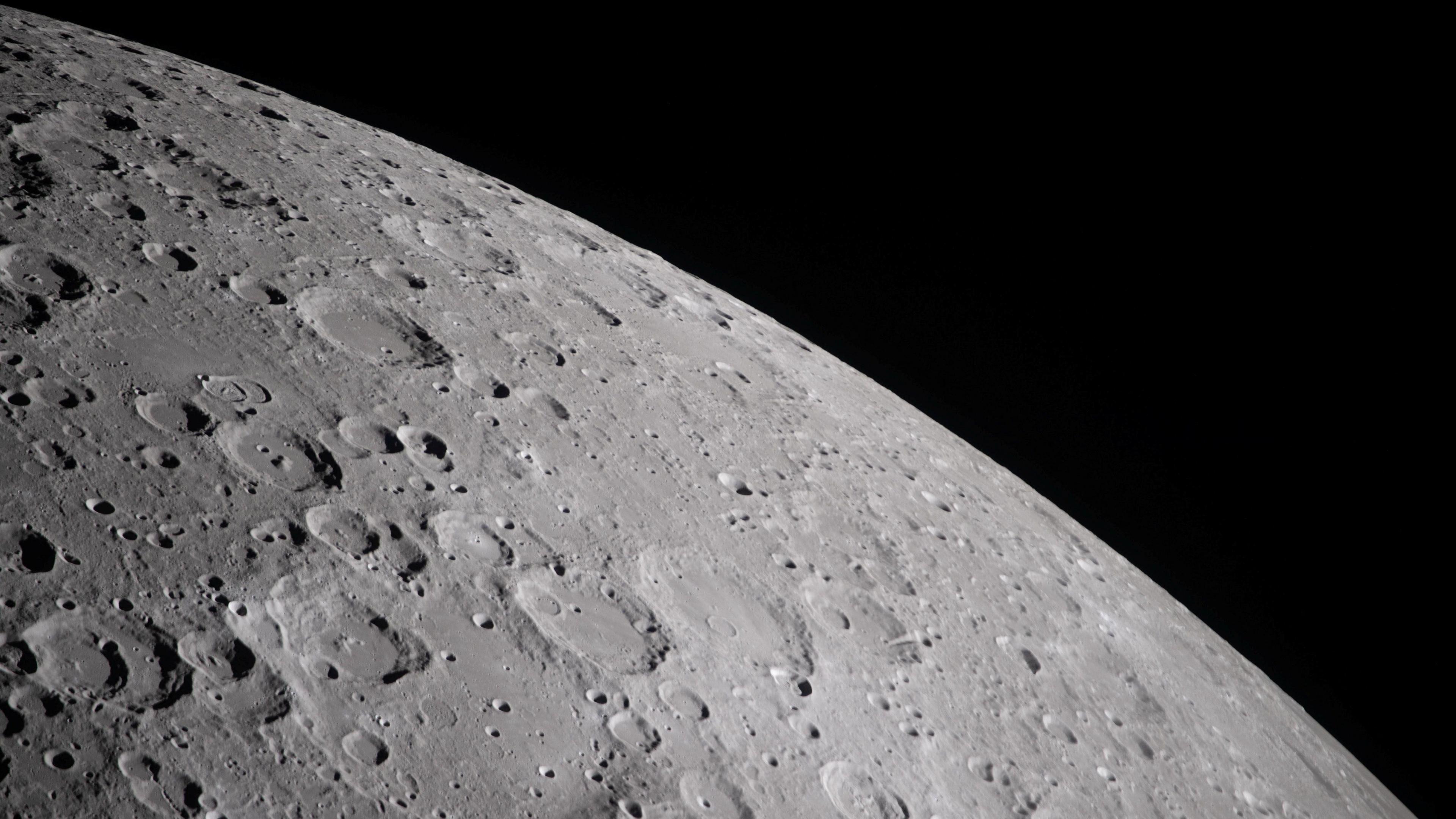 SpaceX Rocket Strikes the Moon, Giving Scientists a Controlled Crater Experiment
