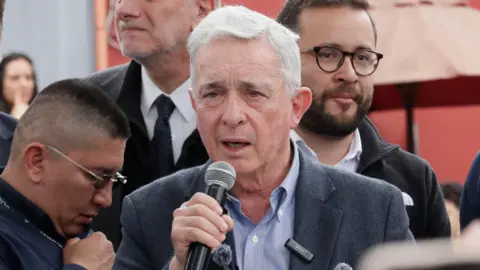 Colombian Court Overturns Conviction of Former President Álvaro Uribe
