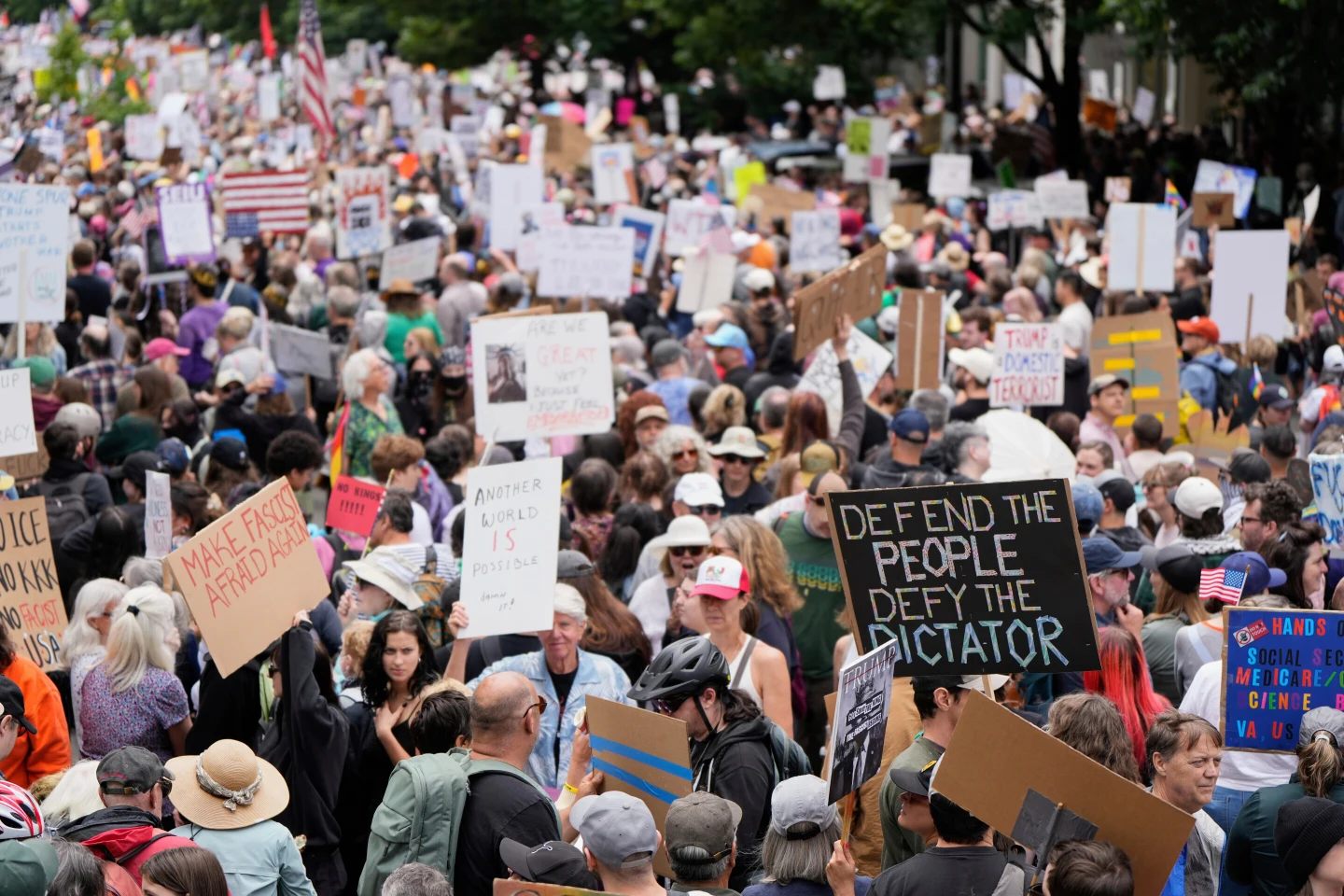 Nationwide 'No Kings' Protests Planned as Opposition to Trump's Leadership Grows