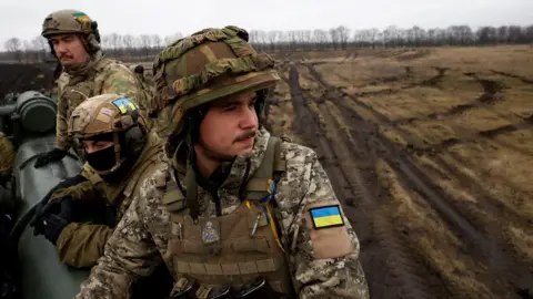 Ukrainian Soldiers Express Diverse Reactions to U.S. Peace Proposals