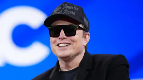 Elon Musk Achieves Unprecedented Half-Trillionaire Status