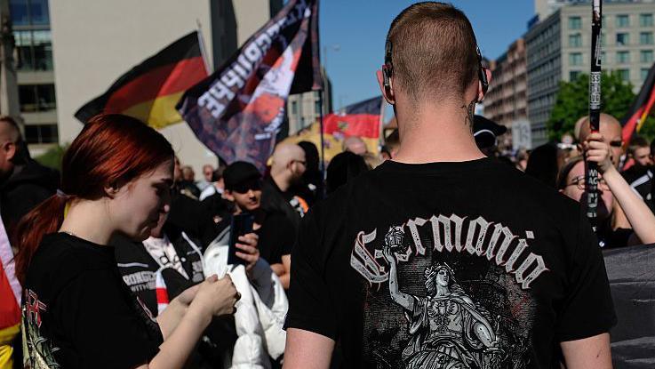 German Intelligence Reports Nearly 60,000 Far‑Right Extremists
