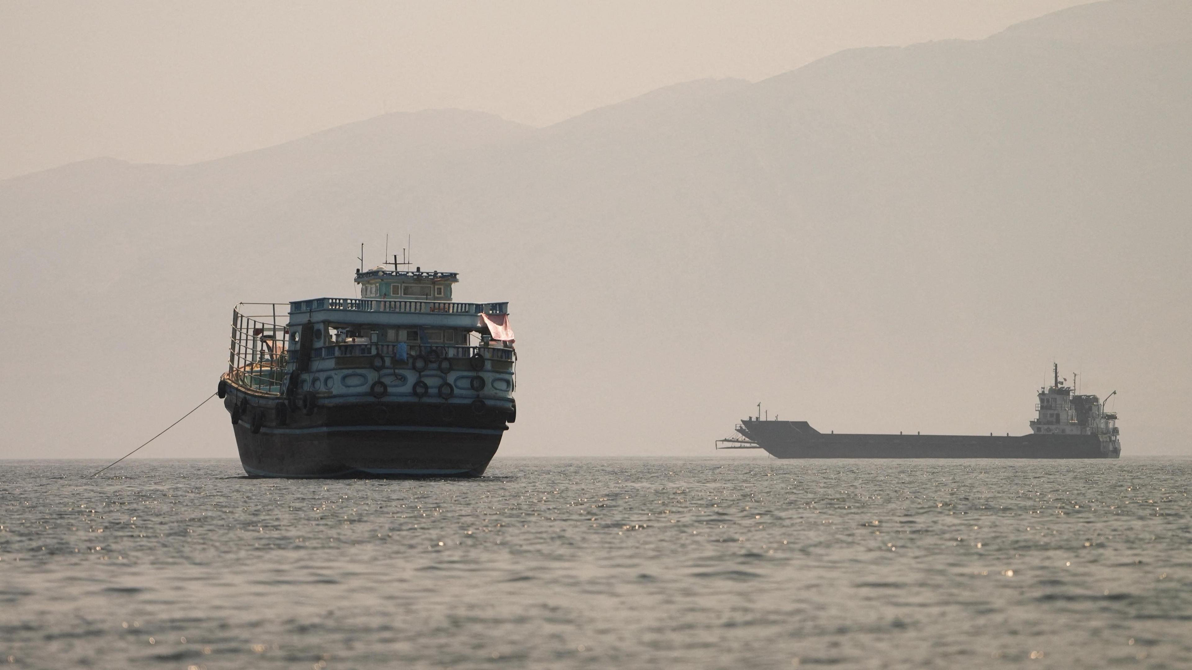 US and Iran Agree to Stand Down After Back‑to‑Back Strikes, Opens Strait of Hormuz for Commerce