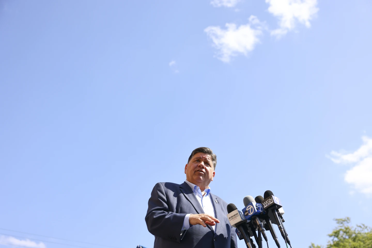 Pritzker Condemns Federalization of Illinois National Guard by Trump Administration