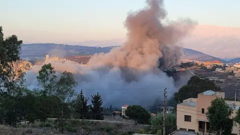 Escalation in Southern Lebanon: Israeli Air Strikes Target Hezbollah