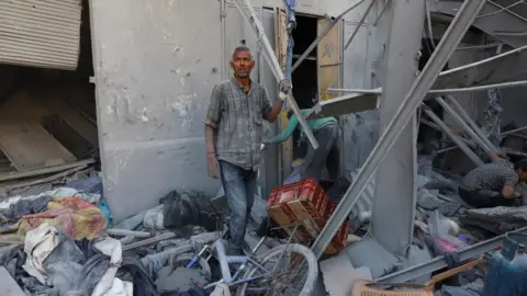 Escalating Violence: Over 80 Palestinians Killed in Gaza City Amid Expanding Israeli Offensive