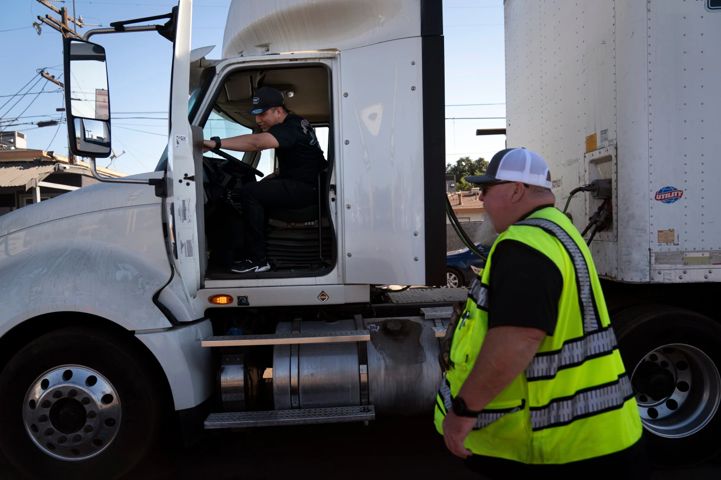 Federal Review Puts Thousands of U.S. Truck Driving Schools at Risk of Closure