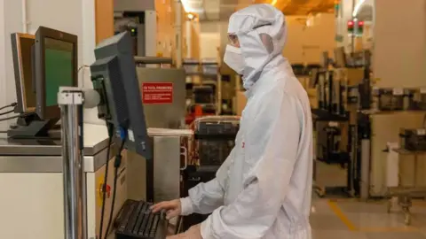 Netherlands Takes Control of Chinese-Owned Chip Manufacturer Amid Security Concerns