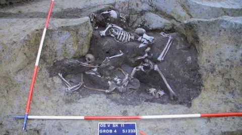 Unearthed Remains Suggest Ancient Roman Soldiers Met a Violent End