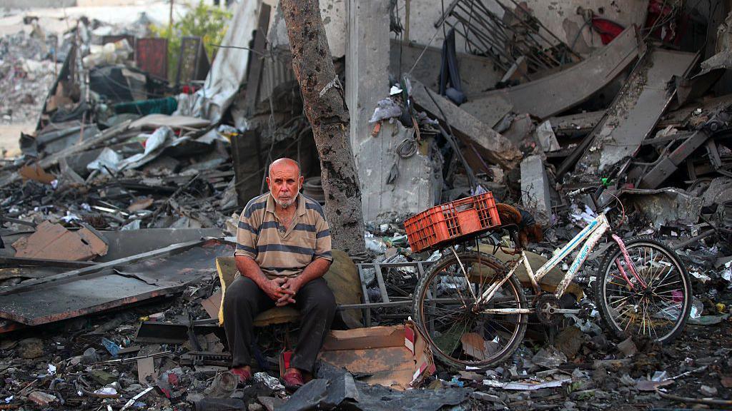 Hamas Disarmament Plan Offers Flicker of Hope Amid Gaza Tragedy