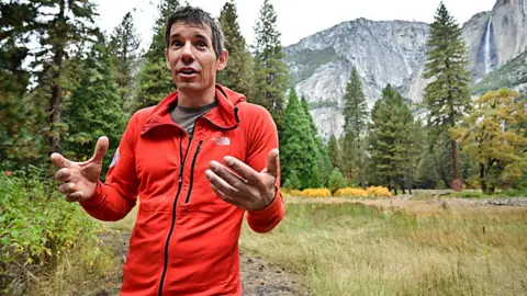 Alex Honnold Delays Rope-Free Skyscraper Climb Due to Rain