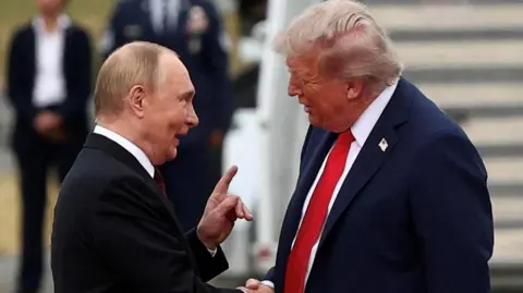 No Immediate Trump-Putin Meeting Plans Amid Ongoing Ukraine Conflict