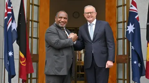 Australia and Papua New Guinea Forge Critical Defense Pact Amid Regional Tensions