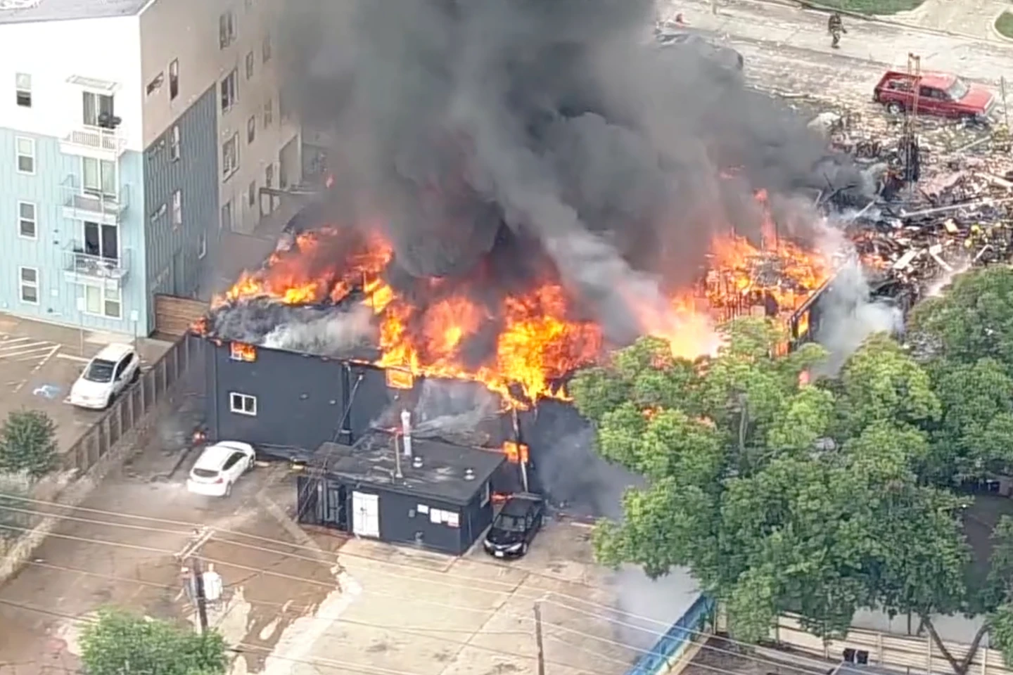 Massive Fire at Dallas Apartment Complex Leaves Casualties and Survivors Stranded