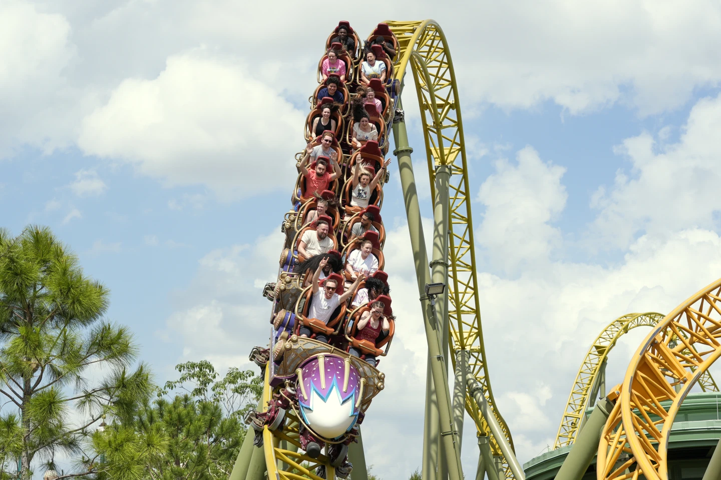 Controversy Erupts at Universal's Epic Universe Following Roller Coaster Death