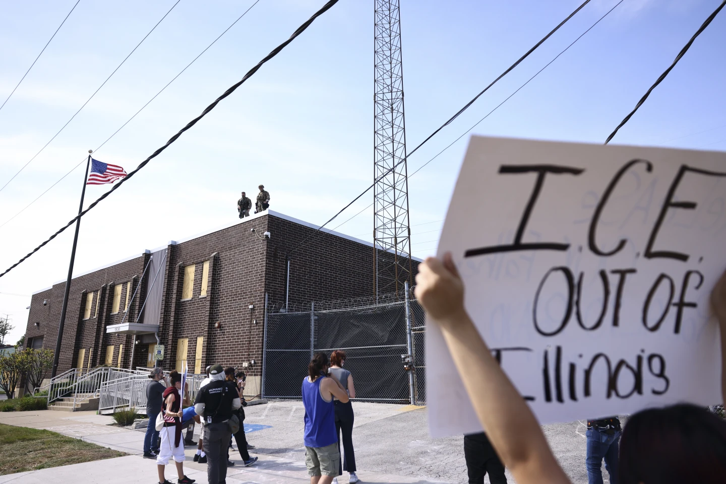 Immigration Enforcement in Broadview: A Controversial Processing Center Under Scrutiny