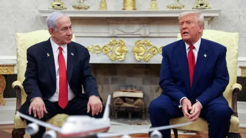 Trump Advocates for New Peace Plan During Talks with Netanyahu Amid Ongoing Conflict