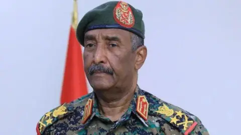 Sudan's Army Withdraws from El-Fasher as RSF Takes Control