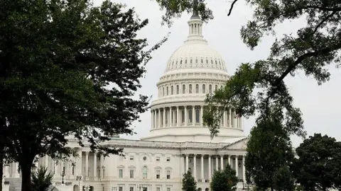 Political Stalemate: US Government Shutdown Threatens Amidst Trump-Democrat Deadlock