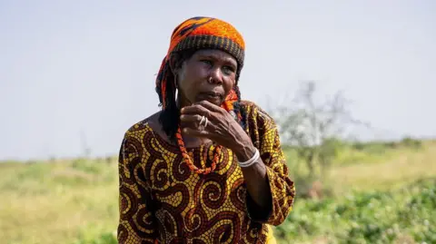Nigerian Farmers Rely on Armed Guards Amid Escalating Violence