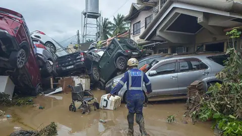 Tragedy Strikes the Philippines as Typhoon Kalmaegi Claims Over 60 Lives