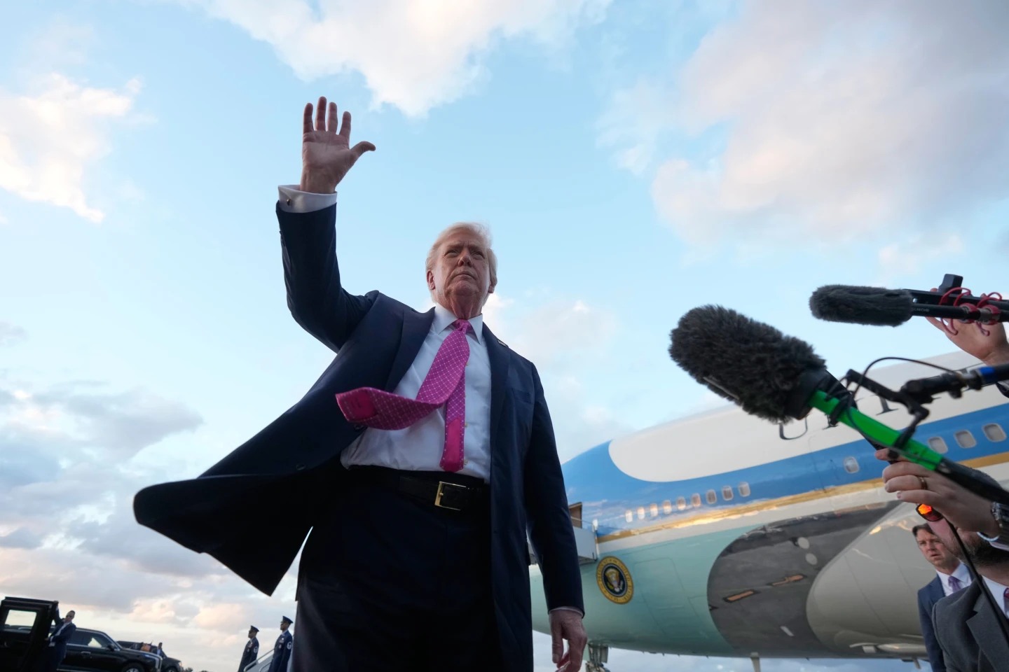 Concerns About Job Security and Economic Stability Rise Among Americans