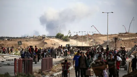 Sticking Points in Trump's Gaza Peace Plan: A Closer Look