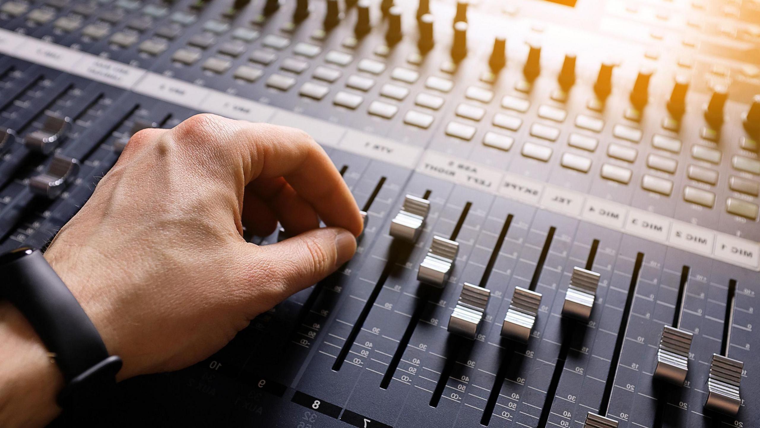 Australia Bars AI‑Generated Songs from Music Charts