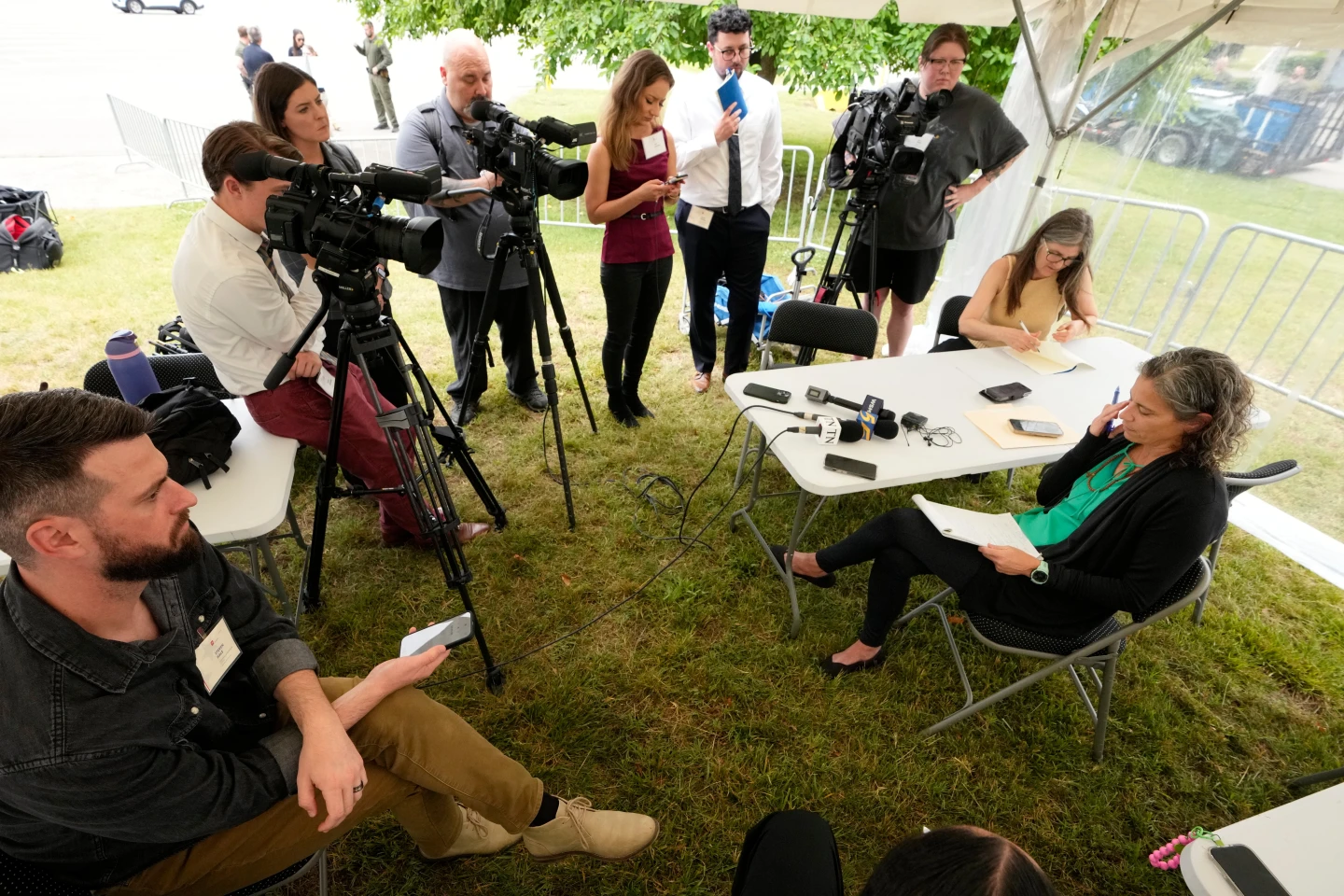 Tennessee Execution Halted After Hour-Long IV Failure, Spurring Death Penalty Reform Debate