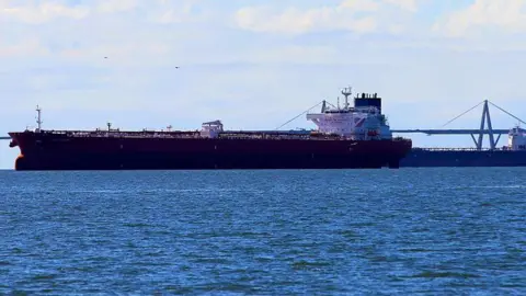 US Forces Intercept Another Venezuelan Oil Tanker Amid Sanctions Enforcement