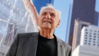 The legendary architect Frank Gehry, known for his groundbreaking designs such as the Guggenheim Museum Bilbao, has died at the age of 96. His innovative contributions to architecture have left a lasting impact worldwide.