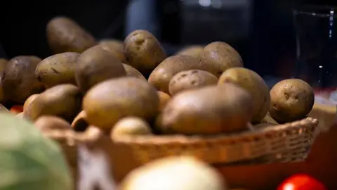 Germany's Potato Bonanza: Millions of Free Spuds Distributed in Berlin
