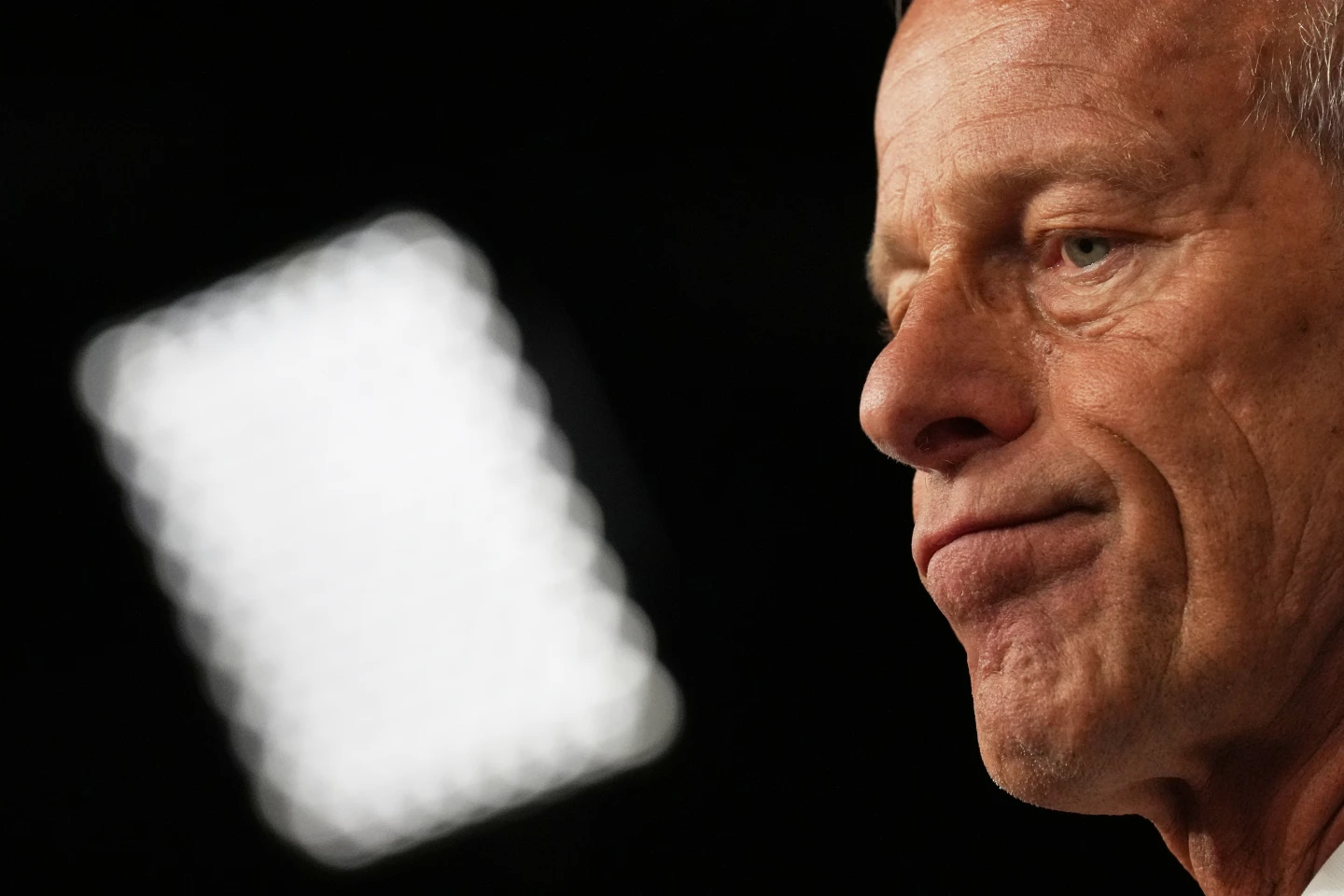 Government Shutdown Persists as Congress Remains Divided
