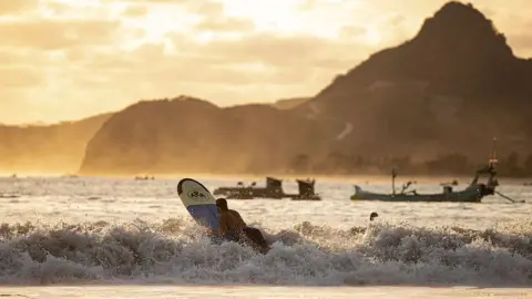 'Bali-fication' of Lombok: Embracing Tourism Amidst Local Concerns