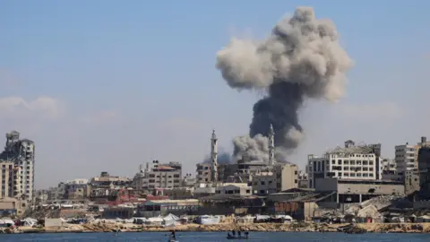 Unfolding Crisis in Gaza City: UN Describes Situation as Cataclysmic Amid Military Offensive