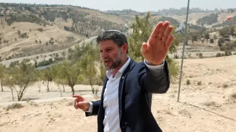 Controversial Plans for Gaza: Israeli Minister Highlights 'Real Estate Bonanza'