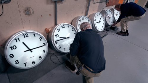 As Daylight Saving Time Ends, Experts Advocate for Permanent Standard Time