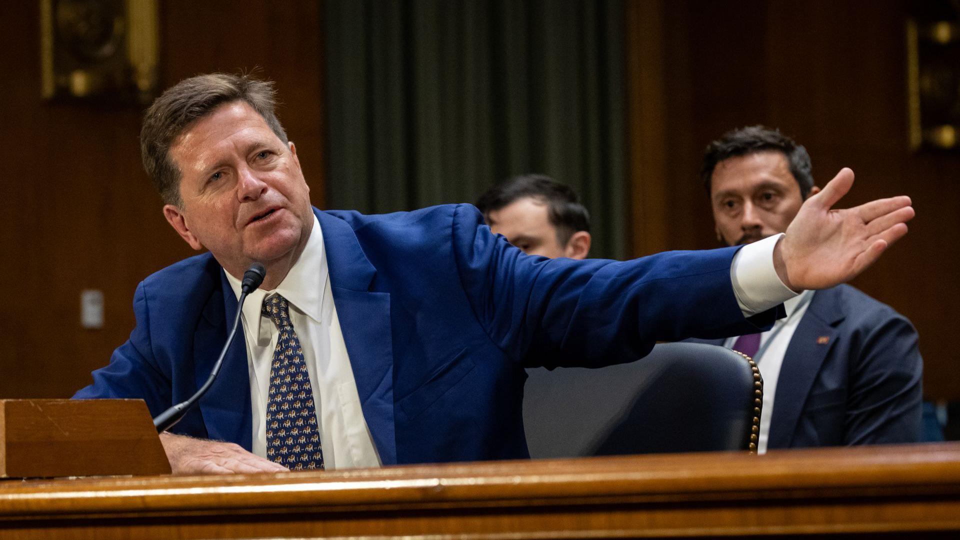 Jay Clayton Confirmed as U.S. Director of National Intelligence