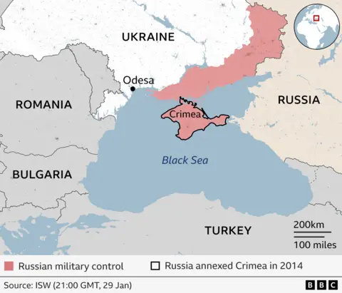 Underwater Heroes: The Ukrainian Navy's Dangerous Mission to Clear Mines in the Black Sea